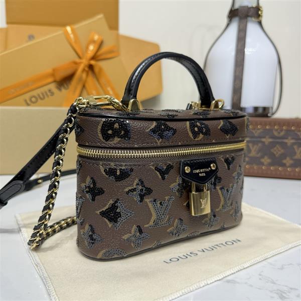 2026124174448894 270